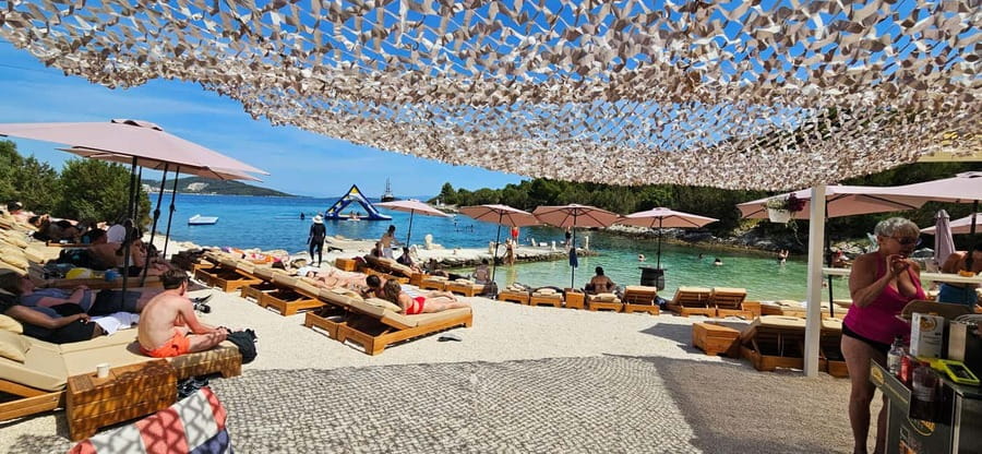 Split: Blue Lagoon Underwater Museum Tour w/Lunch & Drinks - Should You Book This Blue Lagoon and Underwater Museum Tour?