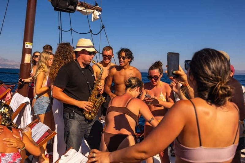 Split: Blue Lagoon Underwater Museum Tour w/Lunch & Drinks - The Boat Comfort Details That Make the Day Easier