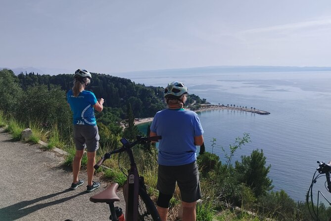 Split City Electric Bike Tour - Getting started at Given2Fly and the Plinarska Street safety briefing