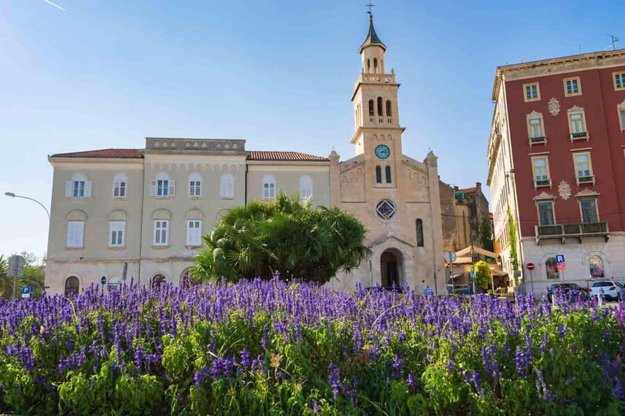 Split: City Sightseeing Panoramic Bus Tour - Timing and Logistics: When to Choose Each Line