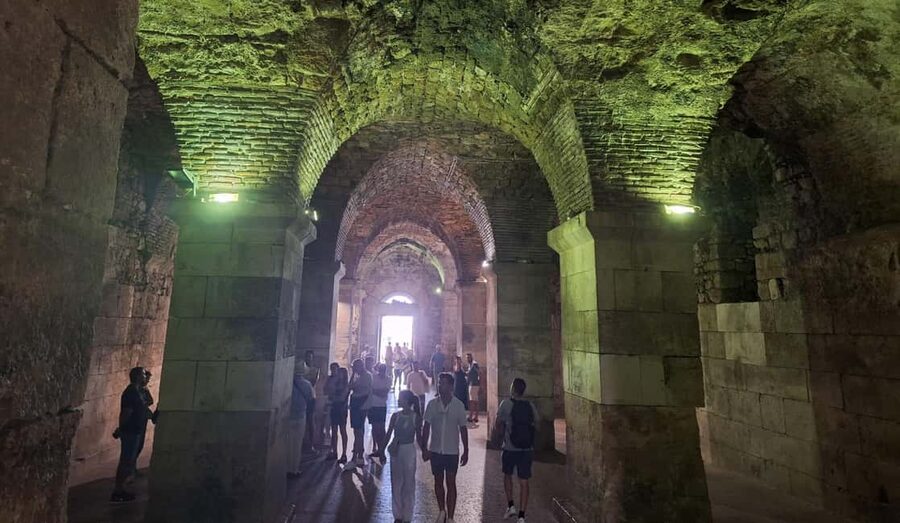 Split: City Walking Tour w/ Game of Thrones Locations - Price and logistics: does $45 feel fair?