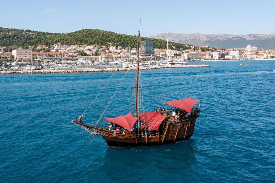 Split: Cruise on Columbo's Pirate Ship "Santa Maria" - Quick hits: what makes this cruise worth your time