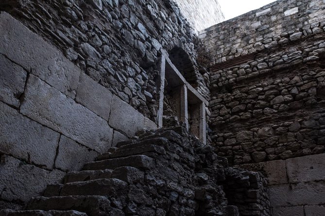 Split: Game of Thrones Small group Tour with Diocletian's Cellar - How the guide makes the mix work (GoT plus Split history)