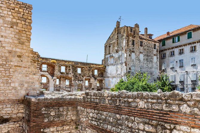Split: Game of Thrones Small group Tour with Diocletian's Cellar - The Peristyle experience, and why it sets the tone