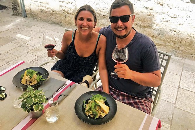 Split History and Gastro Small-Group Tour with Food and Drinks - Narodni trg and Marmontova Ulica: Square History, Fish-Market Snacks, Gelato Energy