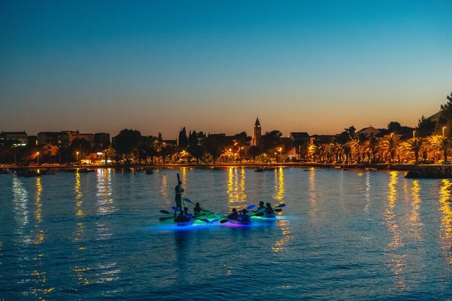Split: Illuminated Evening Guided Kayaking Tour - From Stobreč to the Žrnovnica riverbed, where the light becomes the point