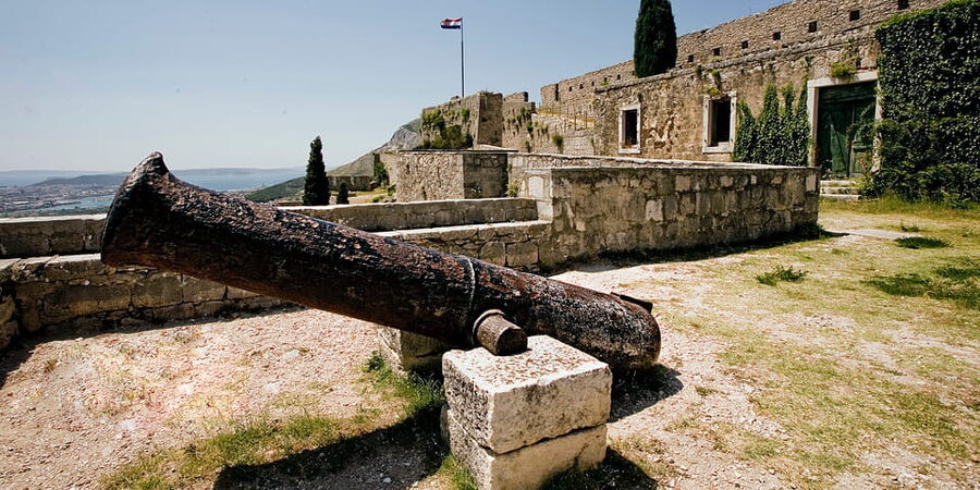 Split: Klis Fortress GOT and Olive Museum Entry Tickets - Klis Fortress: Key to Dalmatia, GOT Relevance, and the Interpretation Center