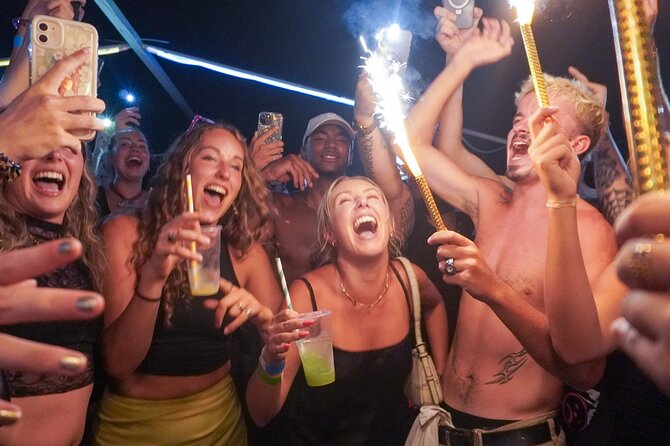 Split: Night Boat Party with DJ, Free Shots & After-Party - Boarding the party boat and getting the vibe right