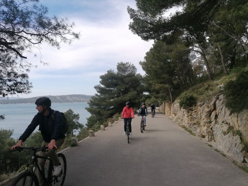 Split: Old Town Guided Bike Tour with Poljud Stadium - Old Town streets: legends, history, and the human scale of Split