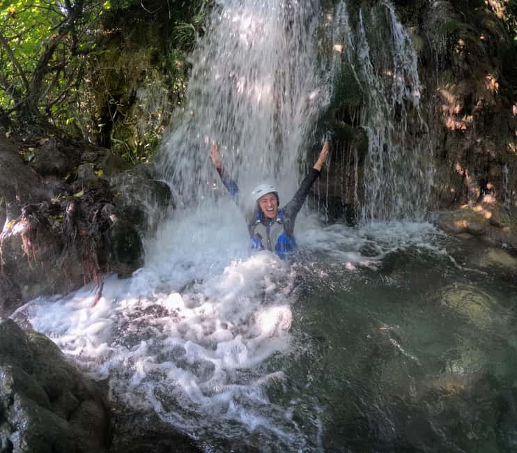 Split/Omiš: Rafting, Cliff Jumping, and Cave Tour - Choosing the Cliff Jump: 4 to 6 M, Optional Pressure, Big Payoff