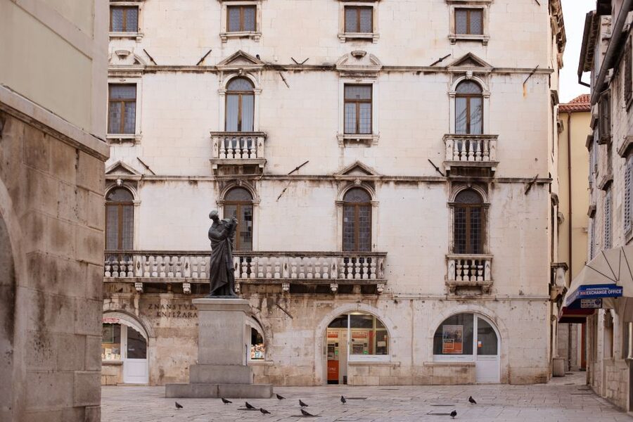 Split: Palace & Old Town Private Walking Tour-Entrance incl. - Down in the Diocletian’s Palace cellars