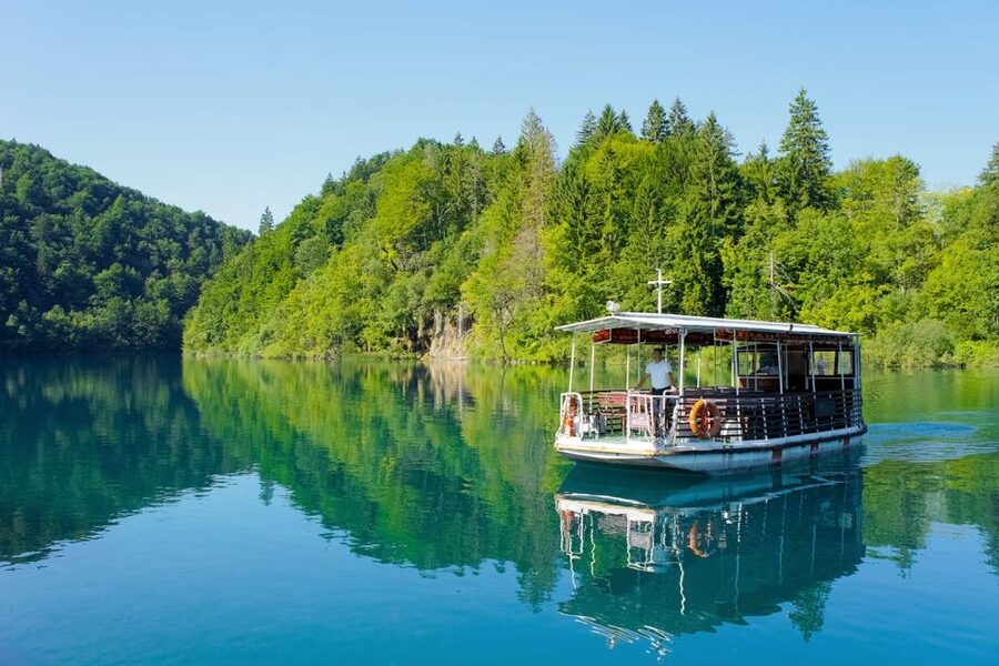 Split: Plitvice Lakes Guided Day Tour with Entry Tickets - Why Plitvice Lakes is worth the long ride from Split