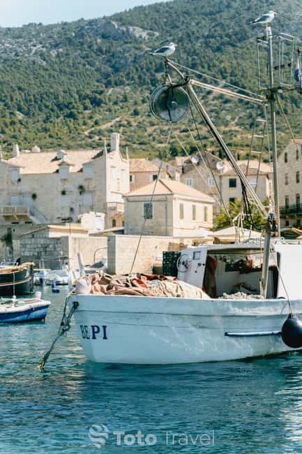 Split/Podstrana: Blue Cave, Hvar & 6 Islands Speedboat Trip - Budikovac Island and the Blue Lagoon Look-From-Above Moment