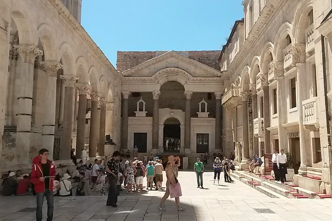 SPLIT-PREMIUM Emperor's Walking Tour for History Lovers + Museum - Riva-to-Peristyle flow: Emperor’s Square brings the palace to life