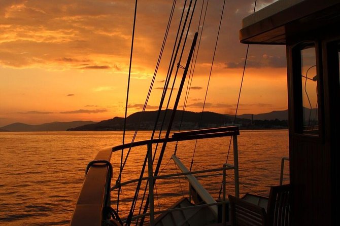 Split Sunset Cruise With Live Music - The Open Bar That Changes the Whole Math