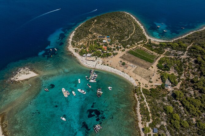 Split/Trogir: Blue Cave, Vis and Hvar Small Group Tour - Komiža on Vis: fishing-village streets and Mamma Mia 2 vibes
