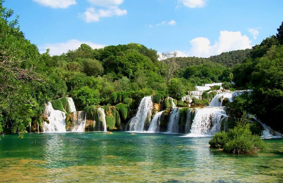 Split/Trogir: Krka National Park Day Trip & Boat to Skradin - Krka National Park time: how to enjoy the trails, not rush them