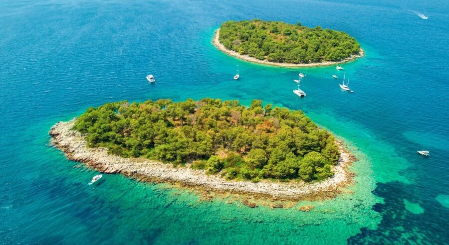 Split & Trogir: Private Blue Lagoon & Wine Tasting Boat Tour - Nečujam and Stomorska on Šolta: real island time, not just photo stops