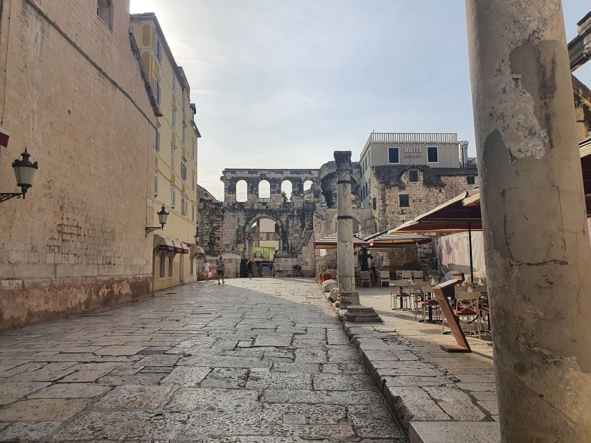 Split: Walking tour of Split with a 'Magister' of History - The pacing and tone: teacher energy, not lecture overload