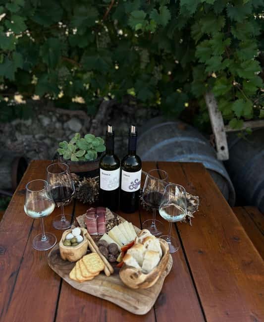 Stari Grad: Private Tuk-Tuk tour with Wine tasting - Who this tour is best for (and who should look elsewhere)