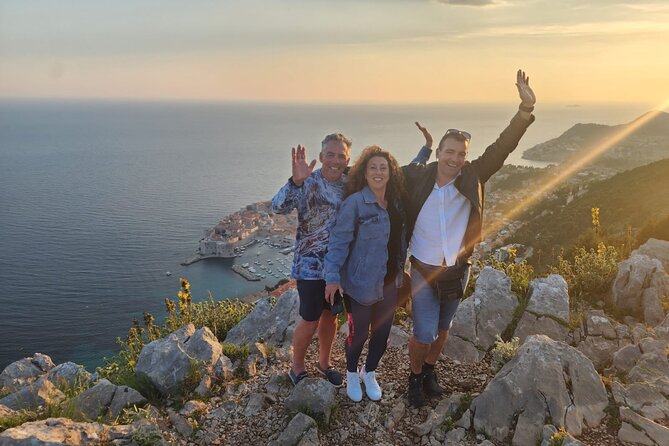 Sunset and Wine / Dubrovnik Sunset Tour and Premium Wine Tasting - Bosanka on Srđ: Old Town panoramas with guided storytelling