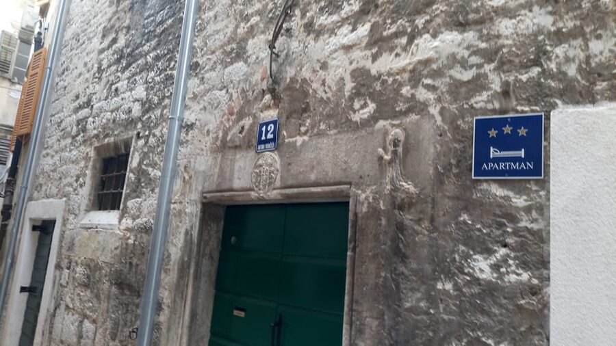 The beauty of the Middle Ages-Šibenik - Gorica, the monastery of St. Luca, and the May wedding explanation