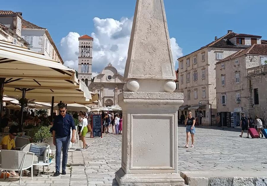 Timeless Hvar: Old Town Walking Tour with Local Guide - City Lodge and the Renaissance Loggia: the island’s administrative “center of gravity”