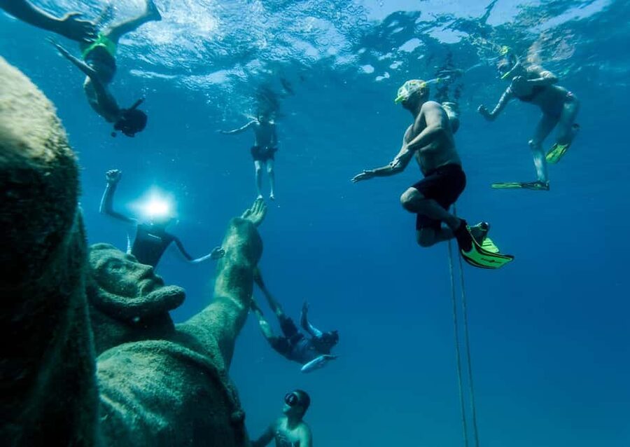 Trogir: Boat tour to Unique underwater museum - From Trogir Waterfront to Jelinak Bay: The 30-Minute Boat Ride