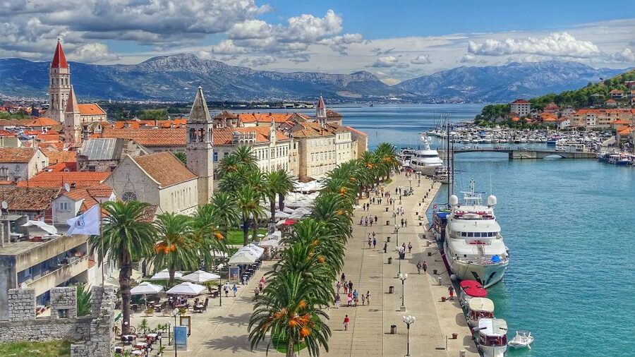 Trogir: Old Town Guided Walking Tour - Why Trogir’s UNESCO Old Town works so well for a 75-minute tour