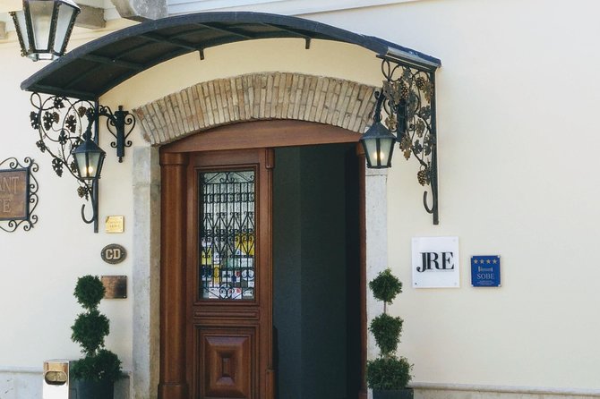 Truffle and wine / Taste of Istria from POREC, ROVINJ, PULA - The forest truffle hunt with a trained dog