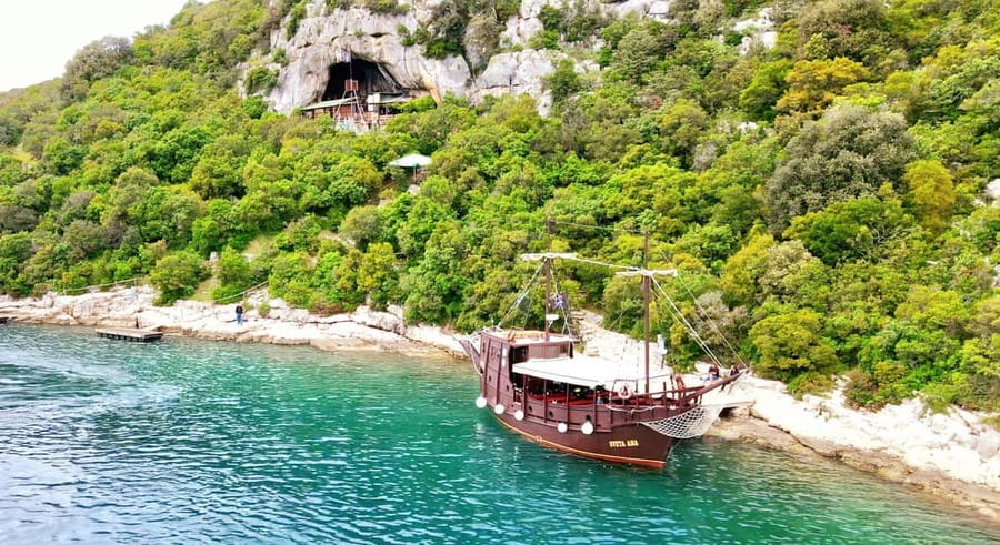 Vrsar: Lim Fjord Boat Tour with Swimming near Pirate's Cave - The Pirate Cave Stop: Swimming Plus a Real Cave Visit