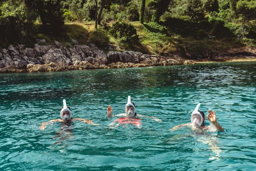 Zadar: 3 Islands Luxury Boat Tour with Aperol Spritz - Meeting at Foša Harbor, right by Zadar’s Old Town