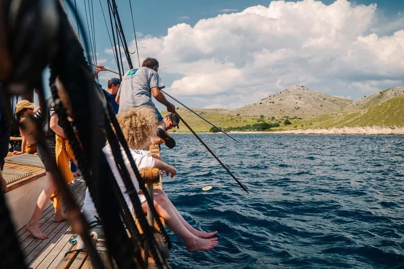 Zadar: Boat Tour with Unlimited Wine & 3 Stops - Why a 120-year-old wooden boat makes Zadar feel real