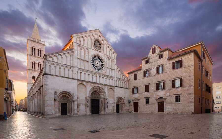 Zadar: Guided Old Town History Walking Tour - Roman Forum: your first landmark anchor
