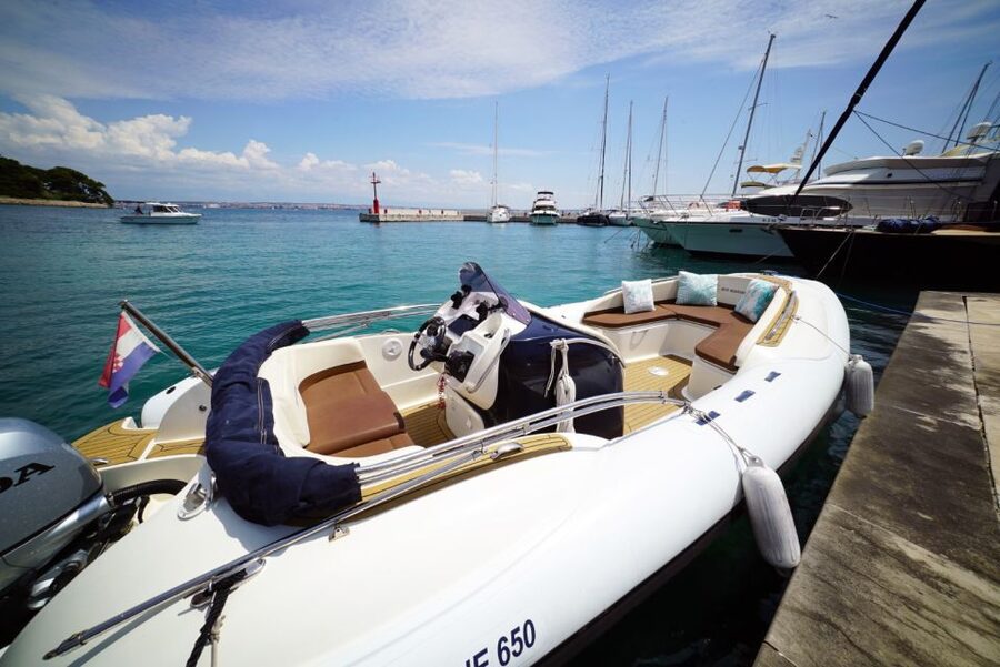 Zadar: Guided Speedboat Tour with Food, Oil & Wine Tasting - Who This Tour Suits Best (And Who Might Skip It)