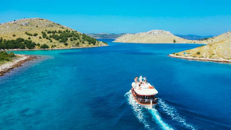 Zadar: Kornati Boat Trip with Lunch and Swim Stops - Breakfast, Rakija, and the Boat Vibe You Should Expect