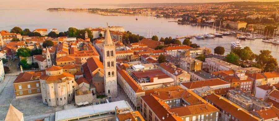 Zadar: Old Town Evening Group Guided Walking Tour - Kalelarga: The Famous Pedestrian Spine in Golden Hour