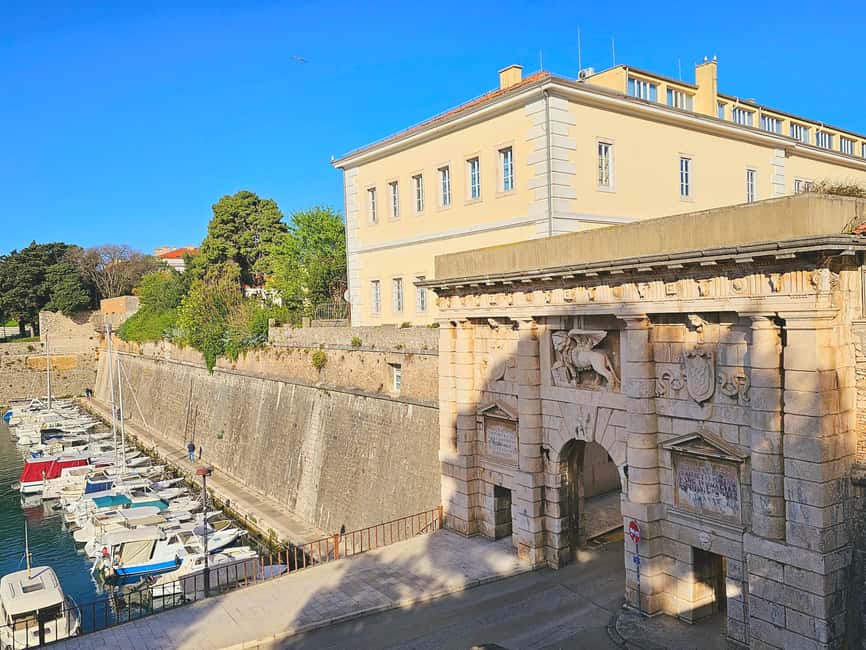 Zadar: Private walking tour through history and modern time - Land Gate and the feeling of being inside a real city wall