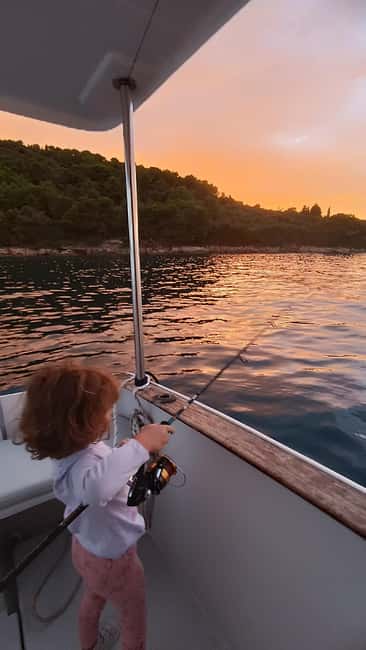 Zadar: Sunset Fishing Half-Day Guided Boat Trip - Fishing Methods You Can Actually Try (Not Just Hear About)