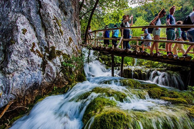 Zadar to Plitvice lakes: Guided tour with pre-booked tickets - Pickup in Zadar, and how the morning gets organized
