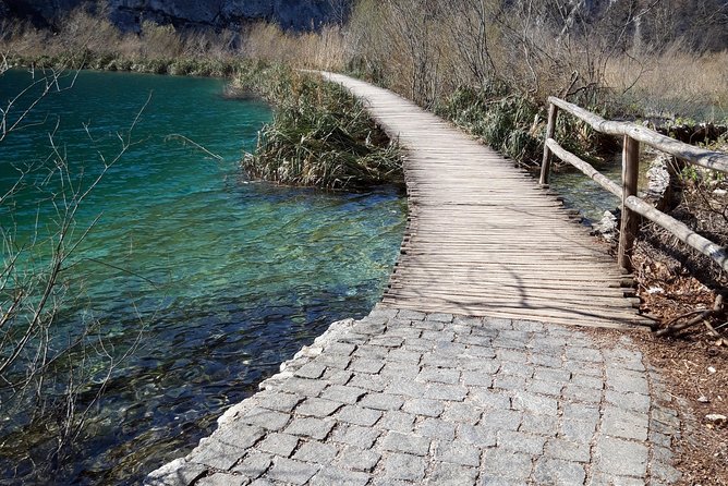 Zadar to Plitvice lakes: Guided tour with pre-booked tickets - Pre-booked Gate 1 tickets: smooth entry, but you still pay