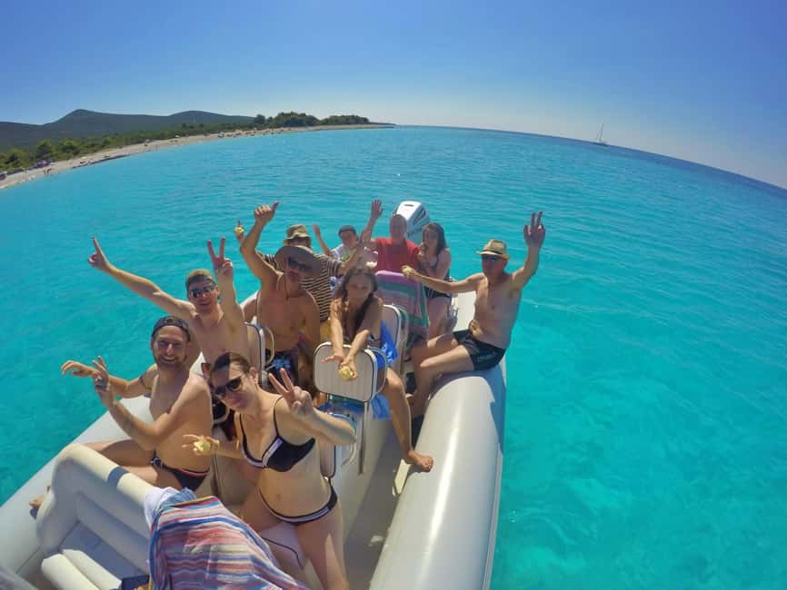 Zadar to Sakarun Beach Tour, Shipwreck Dive & Tunnel - 4,5hr - Stop 3: the military bunker photo stop and WWII-era tunnel vibes