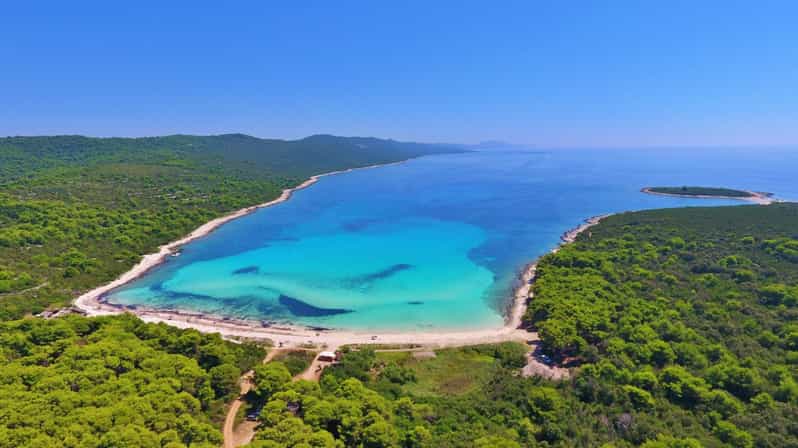 Zadar to Sakarun Beach Tour, Shipwreck Dive & Tunnel - 4,5hr - Veli Rat Lighthouse Cruise, Local Life Glimpses from the Water