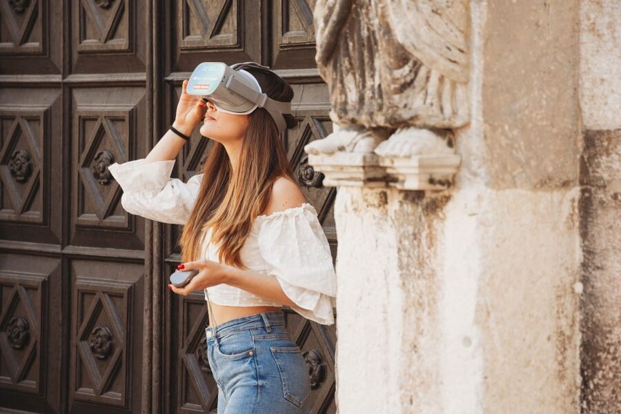 Zadar: Virtual Reality Guided History Walking Tour - Where You Start by Sea Gate, and Why the Old Town Layout Matters