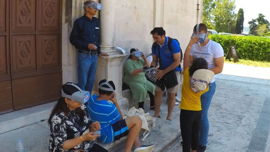 Zadar: Virtual Reality Guided History Walking Tour - Hot-Air Balloon Views, Then WWII Hits From Sea and Air