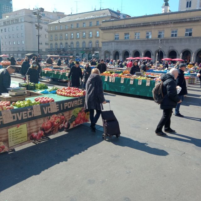 Zagreb: Historic Walking Tour with a Local Guide - Up Ilica to the funicular: the quick lift to Gradec