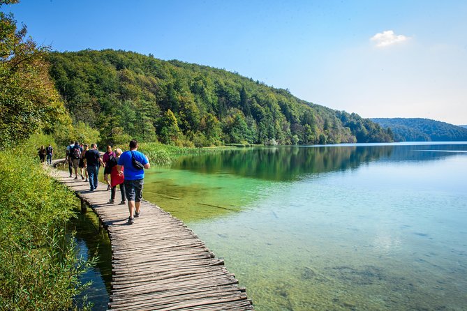 Zagreb to Split Group Transfer with Plitvice Lakes guided Tour - Guides in practice: what you should look for during your day
